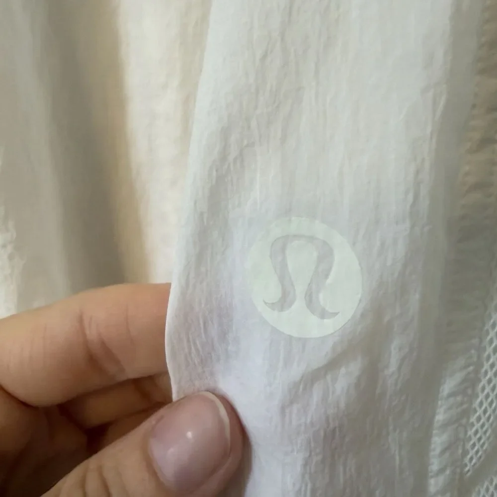lululemon athletica approximately measurements